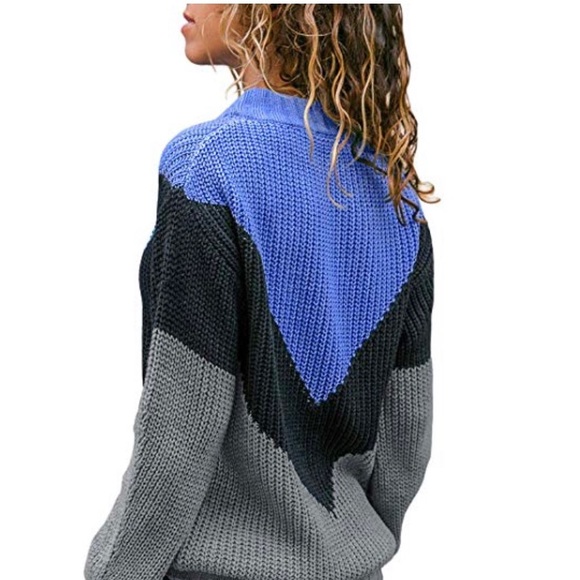 Beautiful sweater - Picture 2 of 2